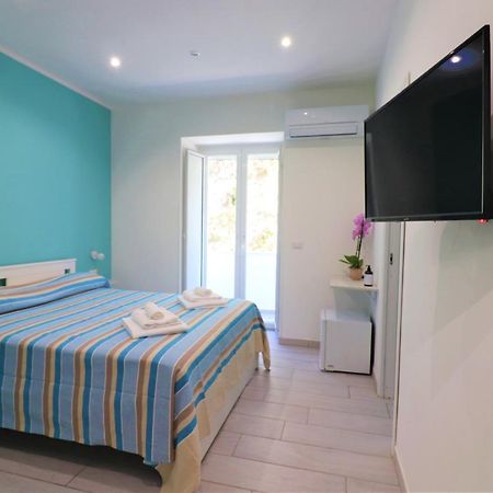 Bed&Blue Sorrento Hotel Bagian luar foto